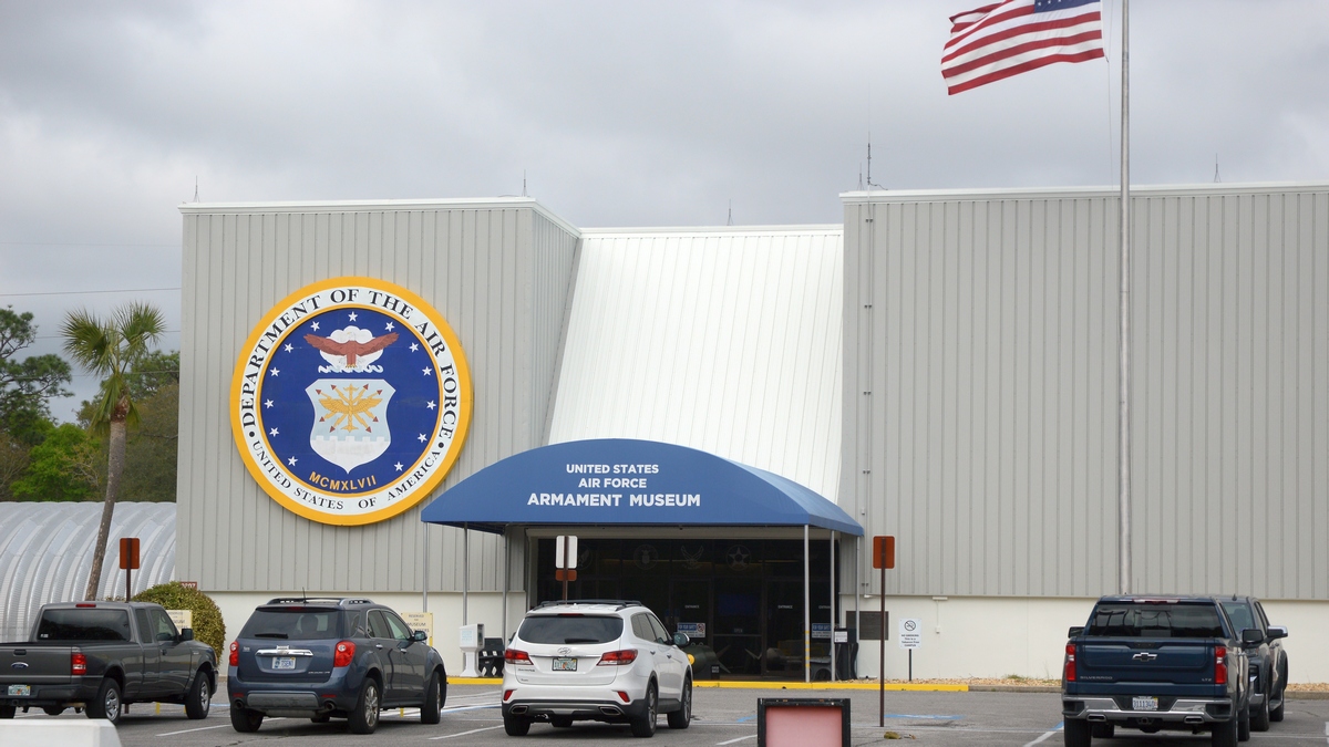 Rod's Aviation Photos Florida & Alabama Tour 2024 USAF Armament